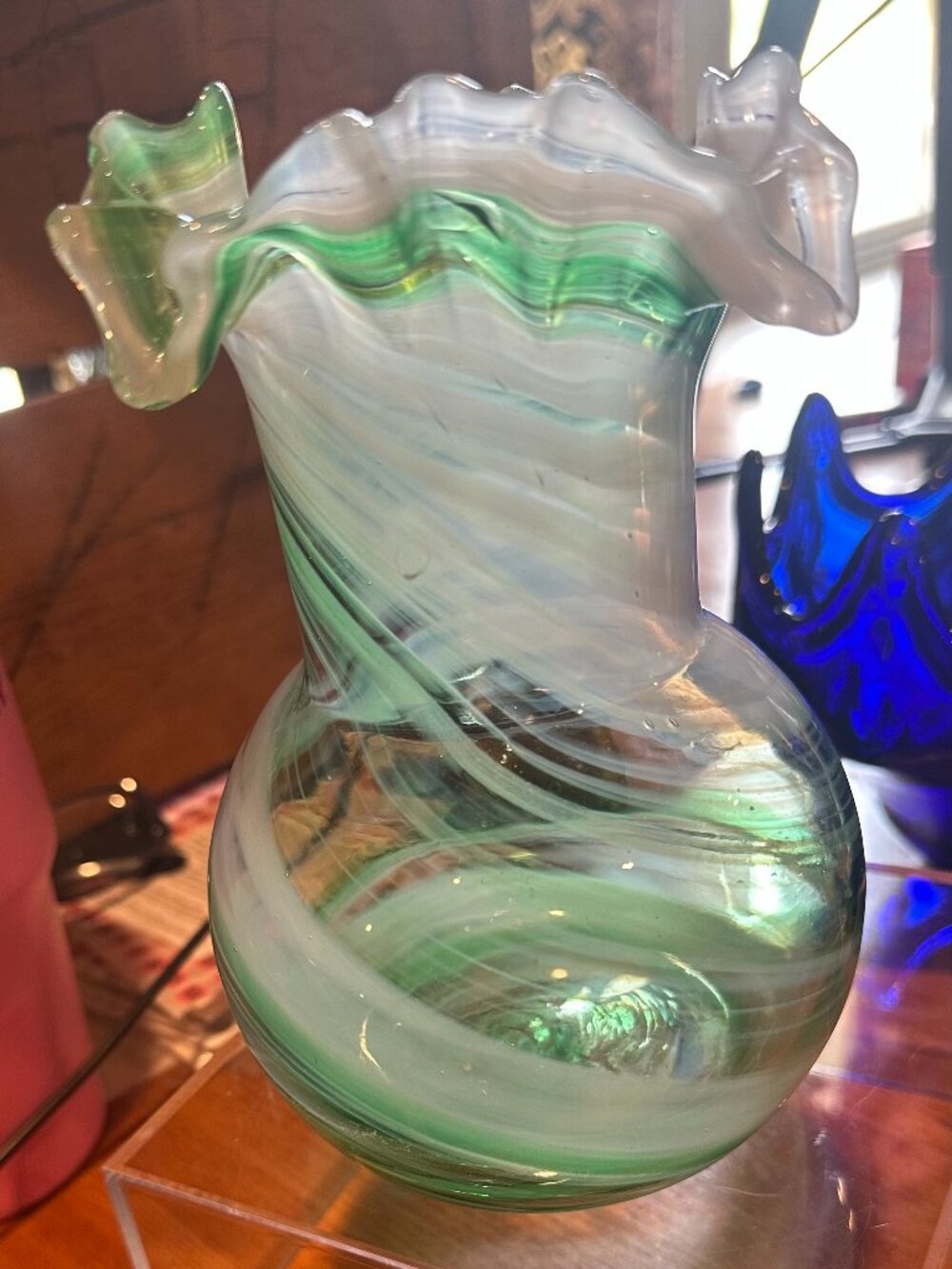 Vintage, hand-blown art glass vase